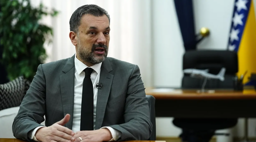 c8f6c902eeadbdfd028fc76366f12e3d6e71caa521db777697a2d6d325132b1a