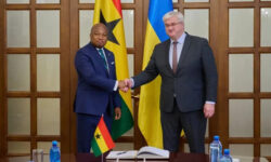 07b3e4685c287b47a8f0f59b9d3708c4acfbed673622028fac86074f1a75586d main