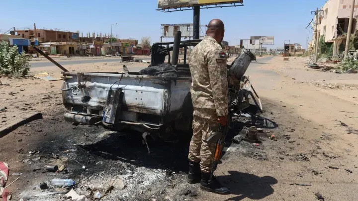 0b570930acb6a18b4d5d07fc0e63e09bfcb01a4a1ddf5db8f77799dc4b5aa2be main