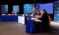 2025 12 05t161721z 307039609 rc2eaiabt6n9 rtrmadp 3 health usa vaccines