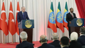 25cae96c136f70841529e3999cb6810673a106952b62f8c98bc3c26754ece59d main