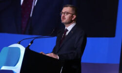 274d571960d3f56b9f6dbbbef1ea70110778d3ebc081b26772c84746d2fc07c8