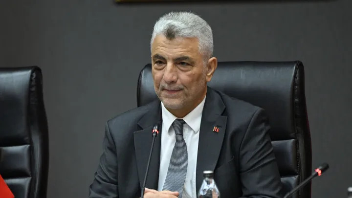 64786b23148aa1d9c13cb99af62cffdbd45c9be9312cbacf0e1e4ca810d099f2 main