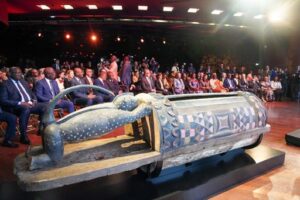 6f82db2c42c8b657a9c7c1b3662a29a1bd74828525cbba04fe597687435f1f2b