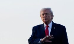 bc022dde73f39185e3071115c70e4784415bdce020d8e69d1ccda97344e9c538