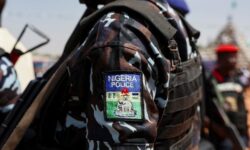 e49ed91e30ee0c082ec37634e31204ad13186f19a0ce7bdf7b9def3bee047266