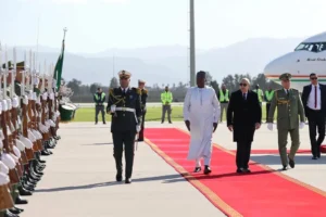 f2a13c823ad3e810418e3ad6292bf7e71a506b9d086ee88b564ea31f807562df 1