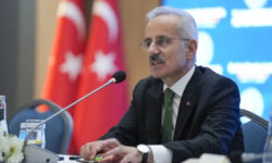 0a40d92ab51fe5a1bf3dd358f2eff7dec388254b12b5f5610b4aec2180d6829c