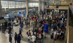 1745488178691 d96lw 2022 10 18t112135z 1956441212 rc2 rmadp 3 nigeria economy migration main