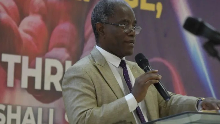 3097feb55d6cfbc49a1532b16ec7be56e43033343fc54b71b940983d9d4b6852 main