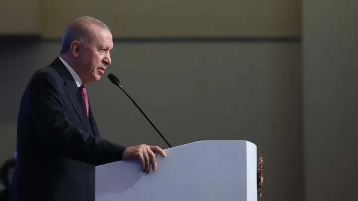 5254e4128e8db66ec1ac9efb9fa4972dcf47ed67f6e9dc232a080236636d1c2c main