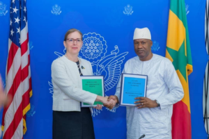 b415523128e9db71b14eb04dea42a0847b306cca9d62c9fb53f6995f78eaba61