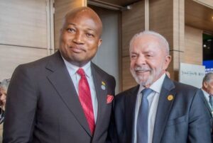 b6573ff75f89d0d8e8373a282e83506513f431afe112a347a1659e762dfbdeeb