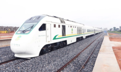 c881e49b6acc05d1025c9e72436e6e1014049fe58f5db00df0a2015a29689d02