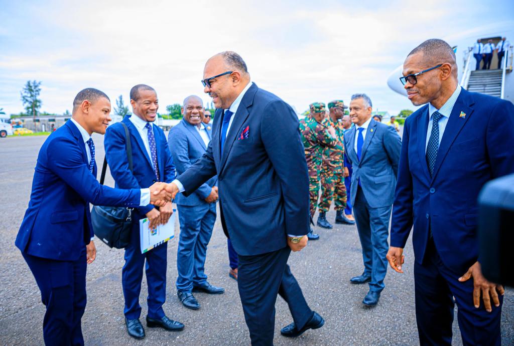 cdbb3d94dd07c574a7f4d855d19e58acf6719a10457409c478f329b44ca2d82e