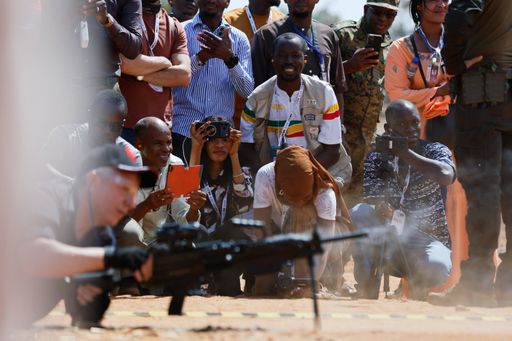 db4a510d125d1d6d33b57eaa41860135b982c0fc197c44f84cf9fa0a37dd531a