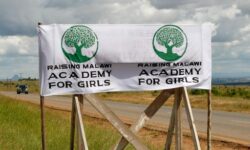 db82f93326a824f0ce1e67b4effdd620802470e7c4678716cbb5fb95daddcc2a