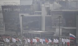 thumbs b c ca3df949938cfe018ffe9010bde3345b