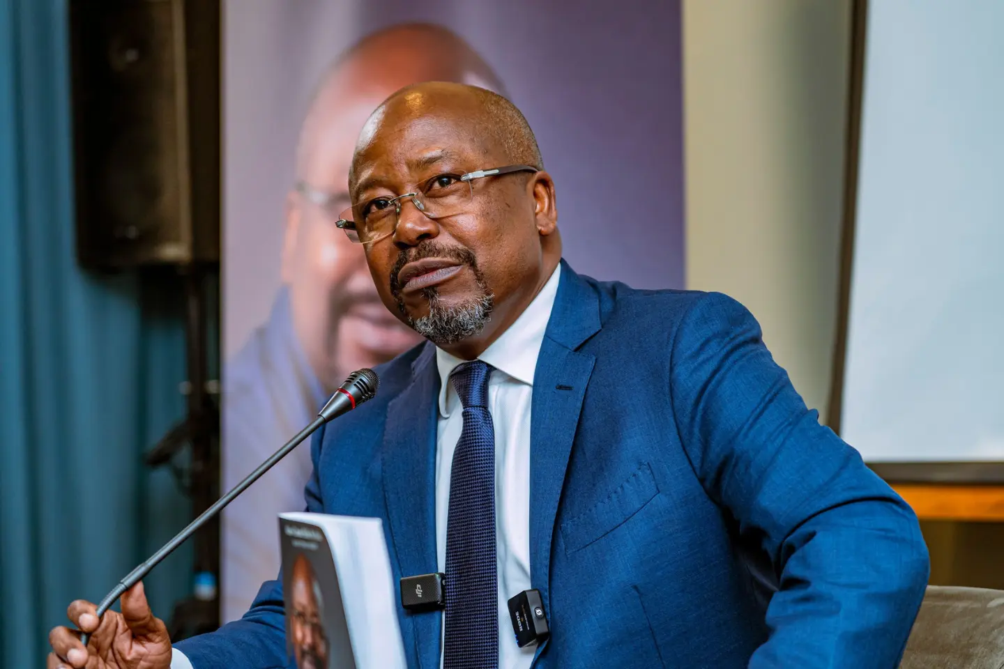 lunion politique constitution bilie by nze gabon