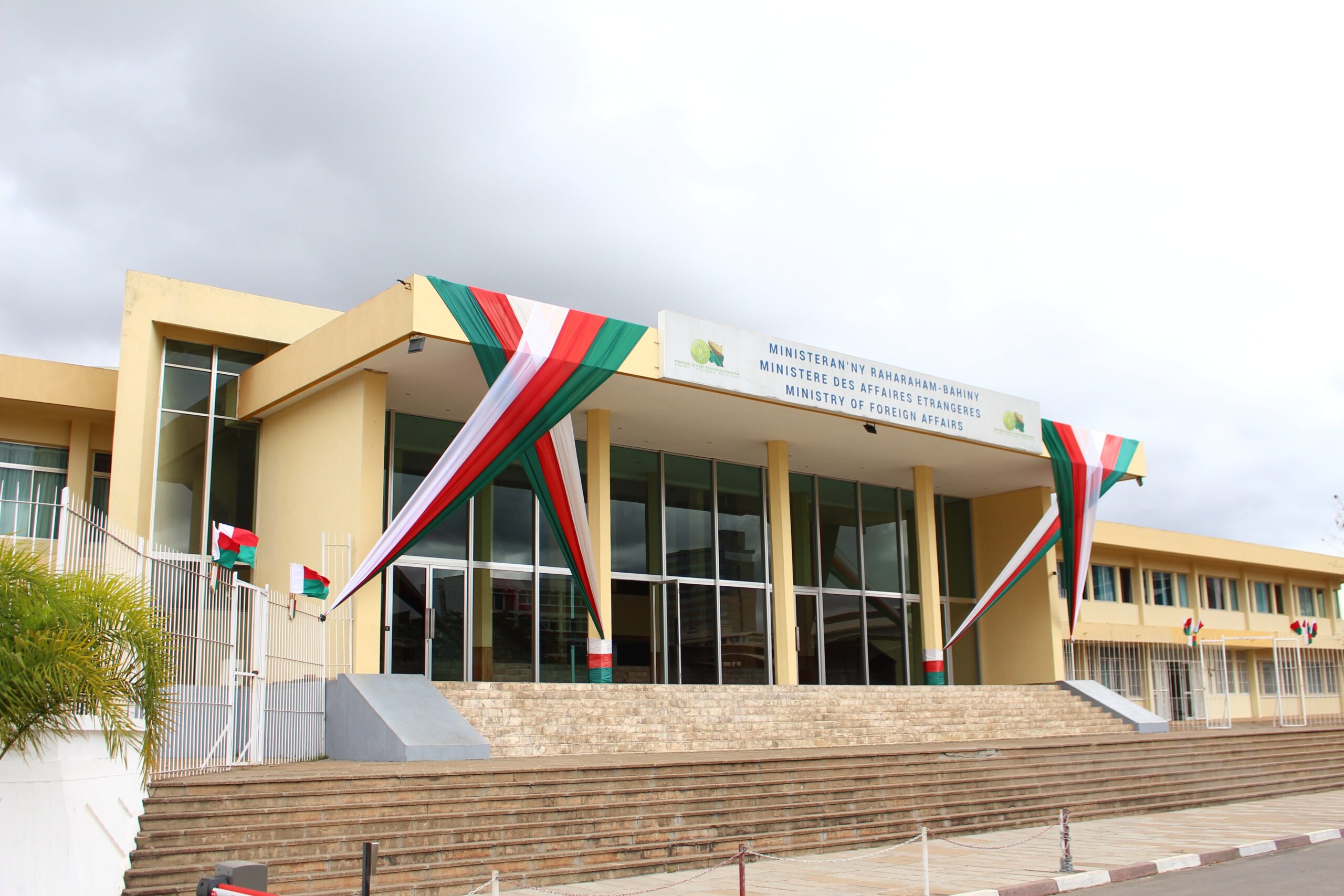 maemadagascar cover 1 scaled