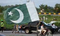 thumbs b c 46f4615e3a3769a207cb35ebd6632ed7