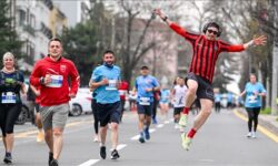 thumbs b c 5ac36caa4427d7623660578f165d6d04