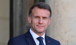 thumbs b c 633f8de60e64d350a843a3c7c9188058