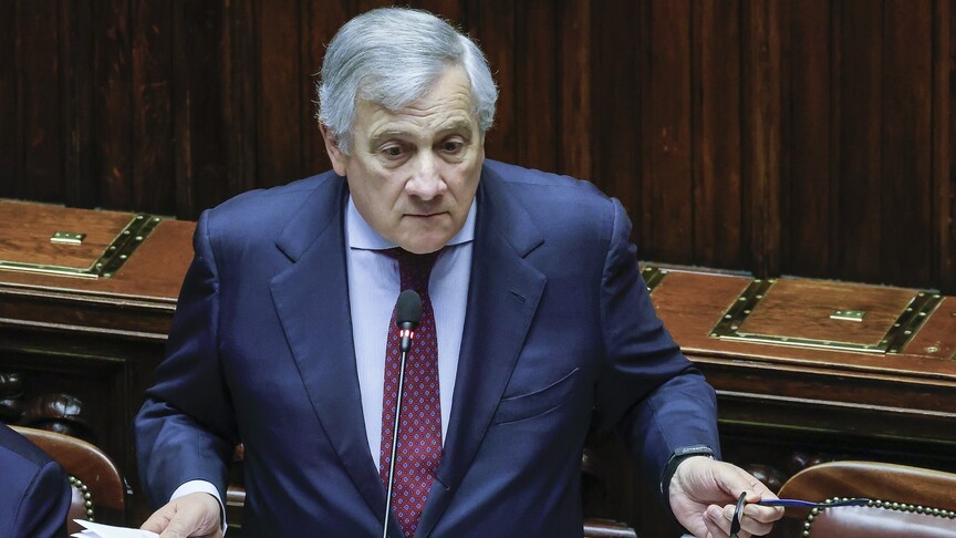 thumbs b c 6df6344d55f324fcb79766b66e08d5b3