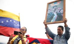 thumbs b c b4ac1c038fc22cf60ce8f49ab194d057