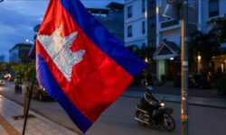 thumbs b c e725b69284daae24a1c3eeb40426ff4f