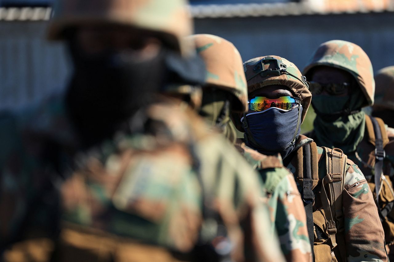 2026 04 01t111849z 1638513244 rc28gkau5jie rtrmadp 3 safrica politics army