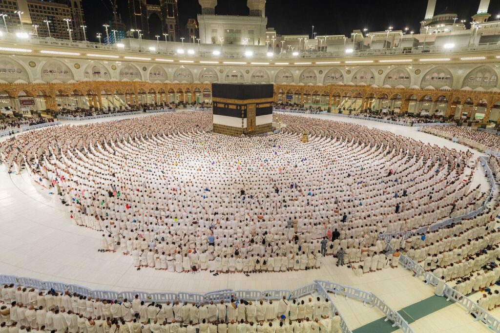 2026 05 27t125417z 351801881 rc2chlafytwi rtrmadp 3 saudi hajj prayer