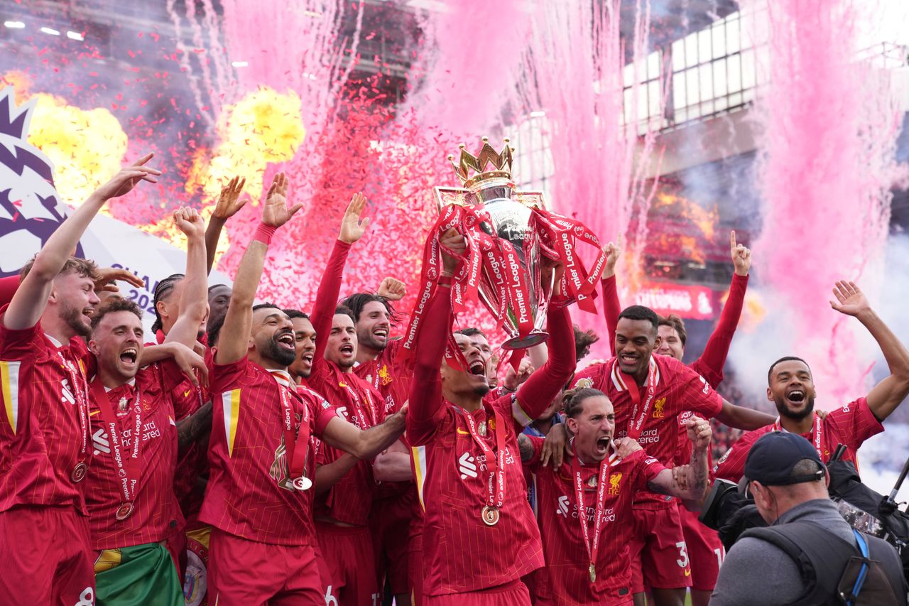 britain soccer premier league 08870